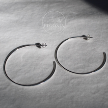 Cargar imagen en el visor de la galería, Argollas Delgadas Plata