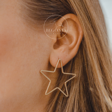 Cargar imagen en el visor de la galería, Aros Estrella Oro