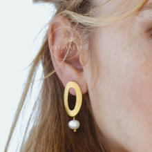 Cargar imagen en el visor de la galería, Aros Julieta Perla Oro
