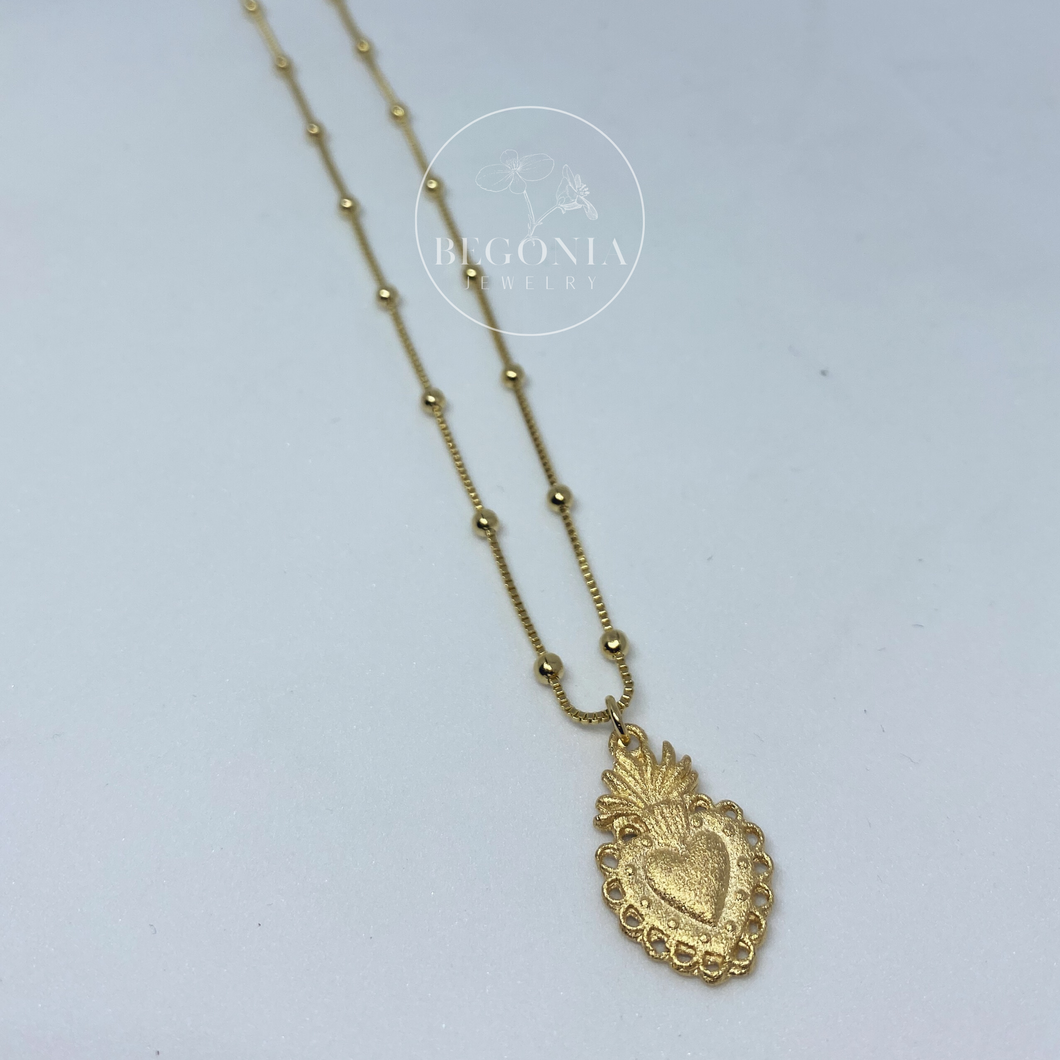 Collar Corazón Mate Oro